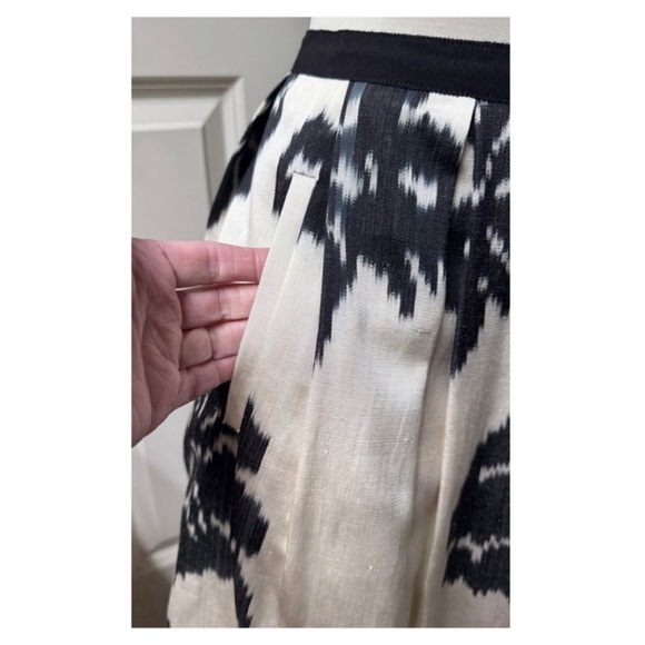 Oscar de la Renta Pleated Ikat 
Silk Cotton Skirt - Picture 5 of 14